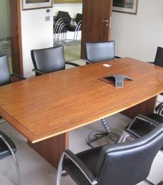 used walnut veneer 8 seater meeting table berks hants 